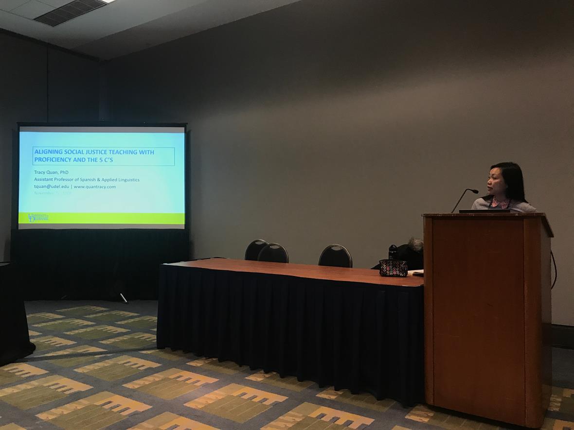 Dr. Tracy Quan presenting at the 2019 ACTFL Convention